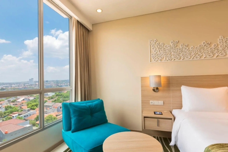 Standard Double room with city view