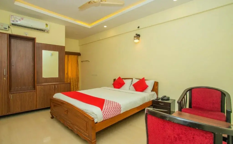 OYO 19119 Shrungara Rooms