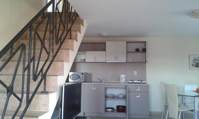 2 Bedrooms Penthouse Apartment