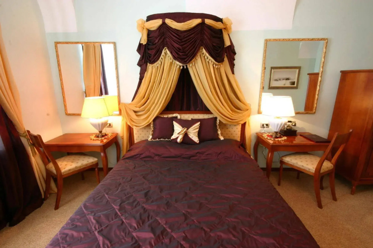 Garni Hotel Leopold I