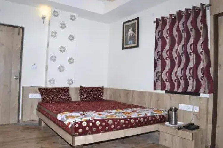 Shiv Villas Hotel