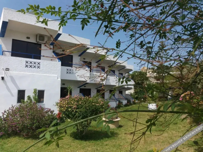 Elenis Apartments