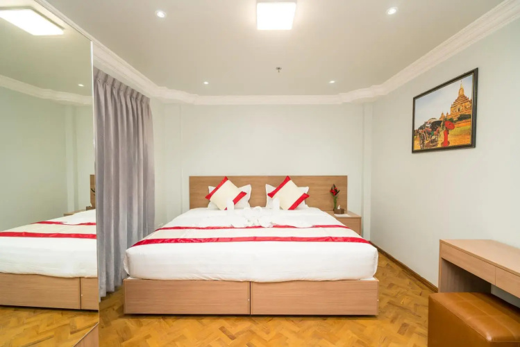 Sakura Hotel