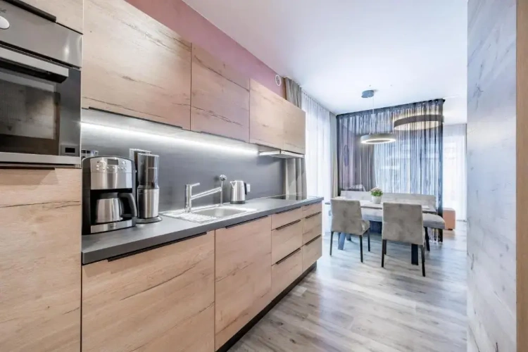 2 Bedrooms Apartment
