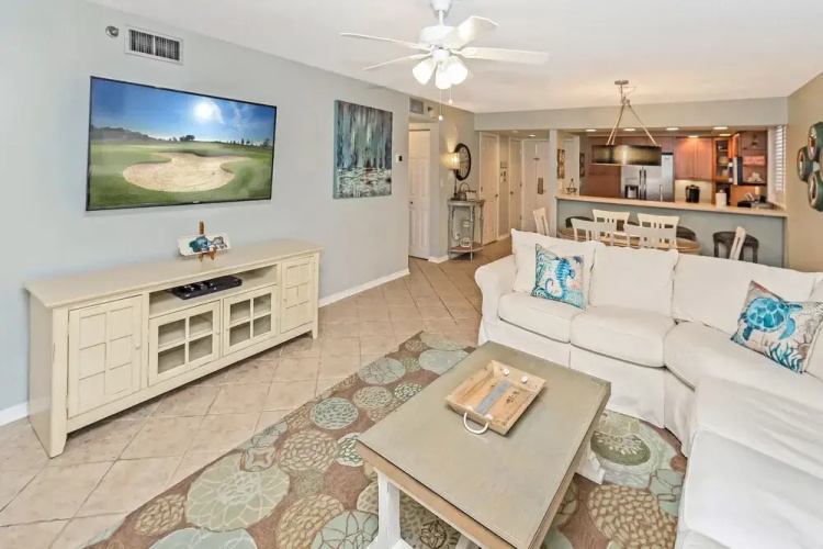 Beachside One 4065