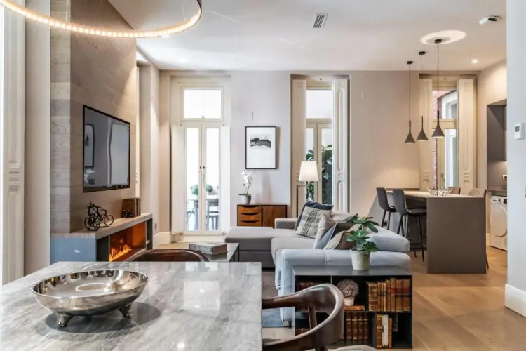 PYR Select Salamanca Luxury VI