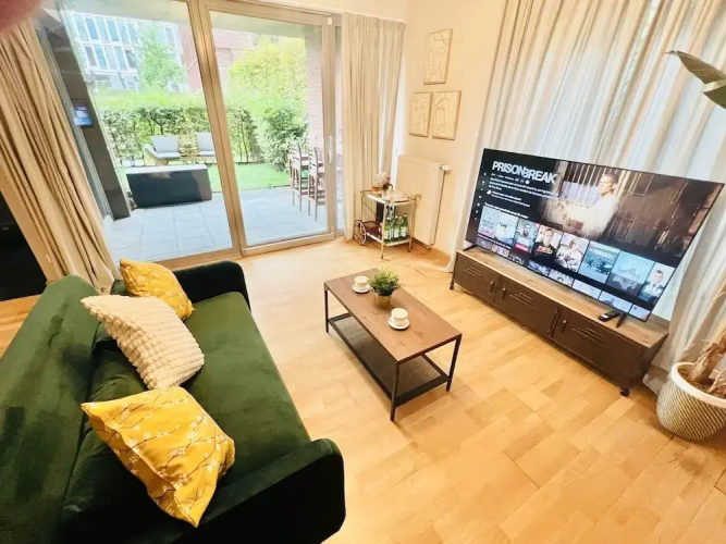Chic one bedroom with parking&terrace