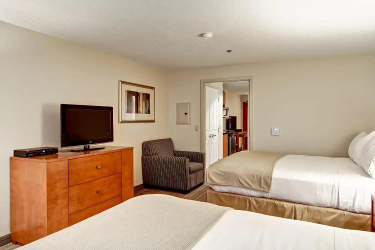 Spark by Hilton Guelph