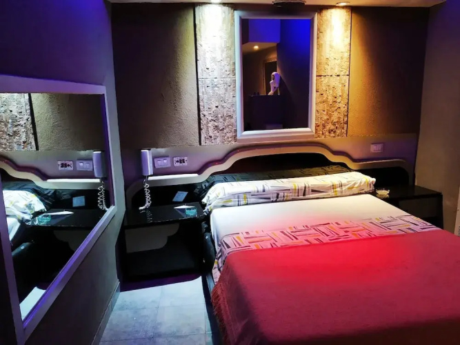 Hotel FM - Adults Only