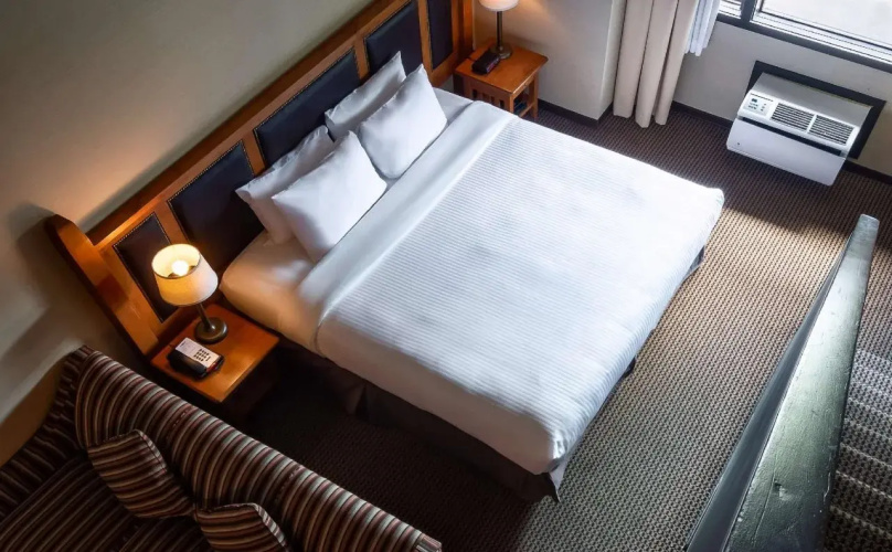 Blackcomb Lodge