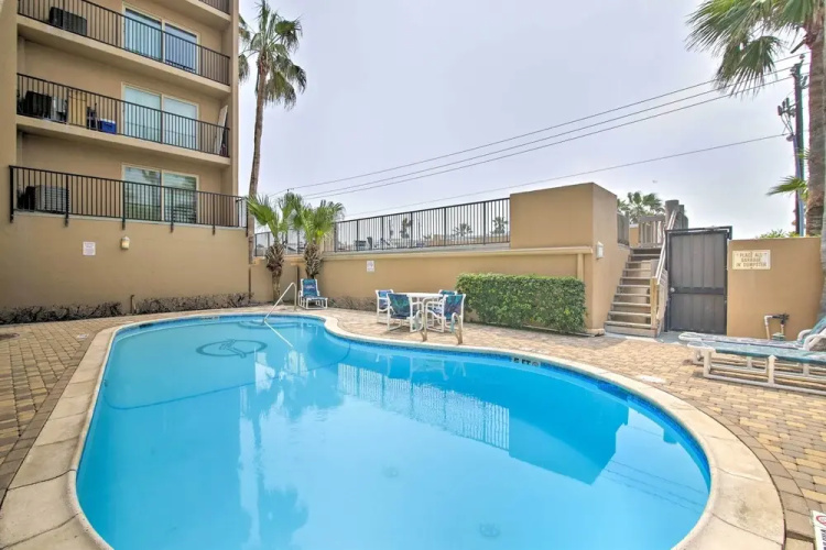 Modern Beachfront Condo w/ Pool & Beach Access!