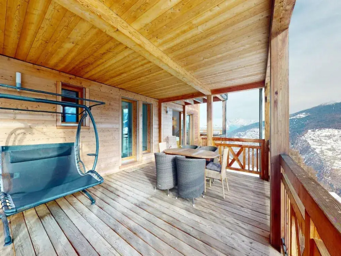 Etoiles des Neiges Luxe & Jacuzzi Chalet
