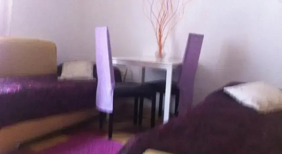 Flaminia Room