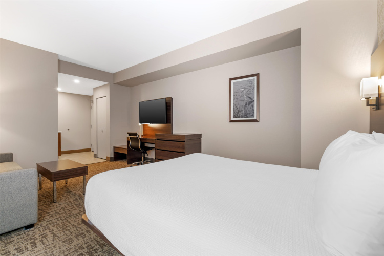 Best Western Plus Mission City Lodge photo 7