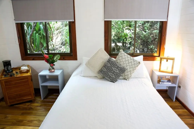 Moana Lodge