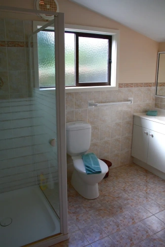 2 Bedrooms Family Basement Apartment with balcony