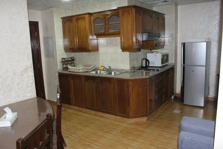 Al Ahfad Hotel Apartments