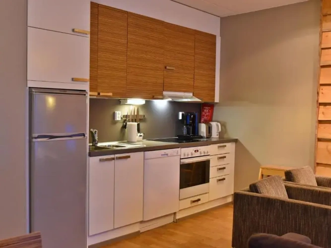 2 Bedrooms Apartment