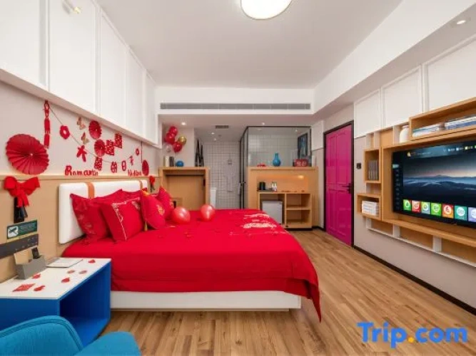 Standard Double room with city view