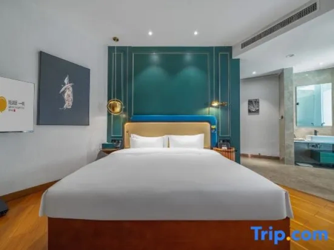 Premier Double room with lake view