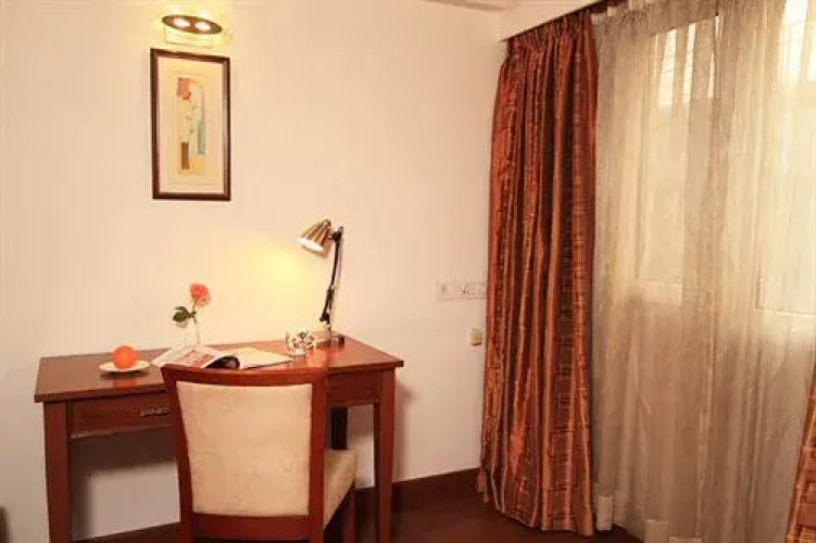 Parijatha Gateway Hotel