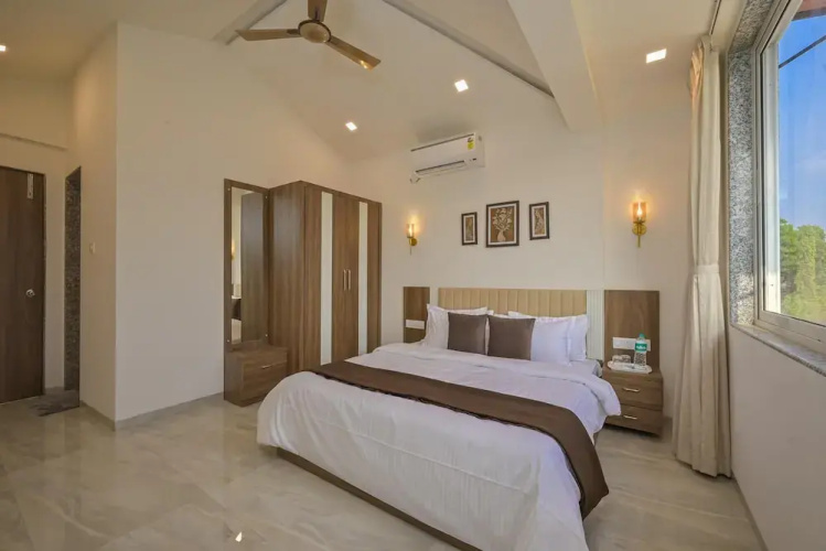 Vivanta Villa