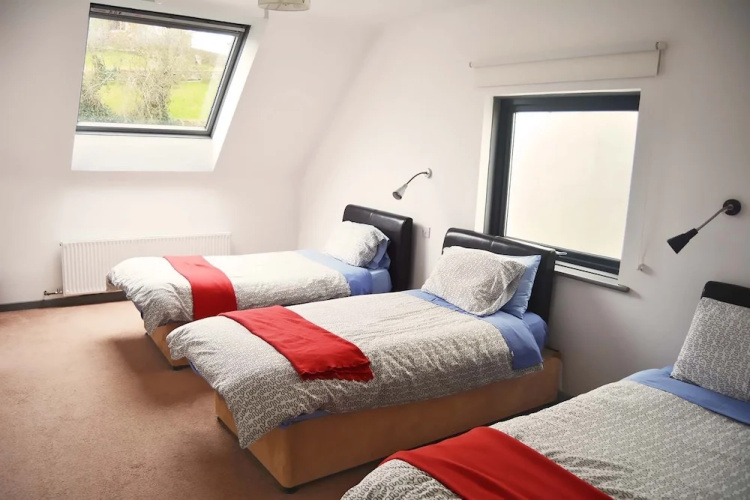 Bartra Cottage