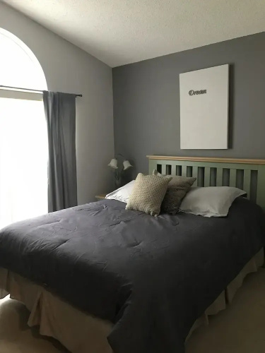 4 Bedroom Pool Home