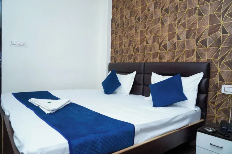 Happy Stay by OYO Rooms