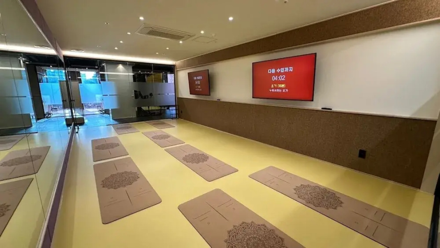 Nomad Live Hostel