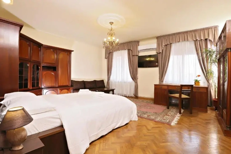 Superior Triple room