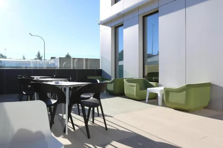 Hotel Leo