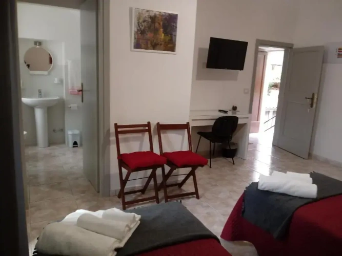 Standard Twin room