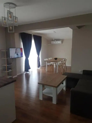 Luxury Suite 2