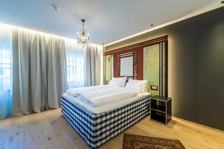 Adler Suite & Stube