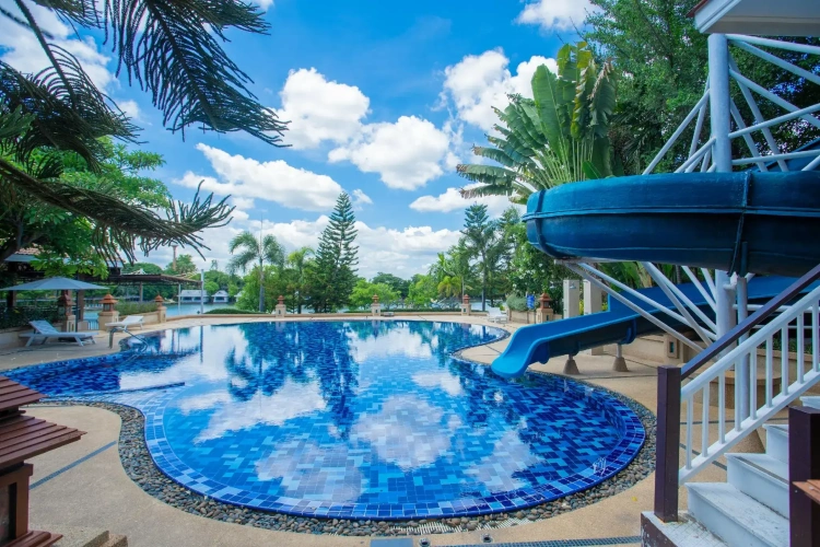 Standard Double room with balcony and with lake view