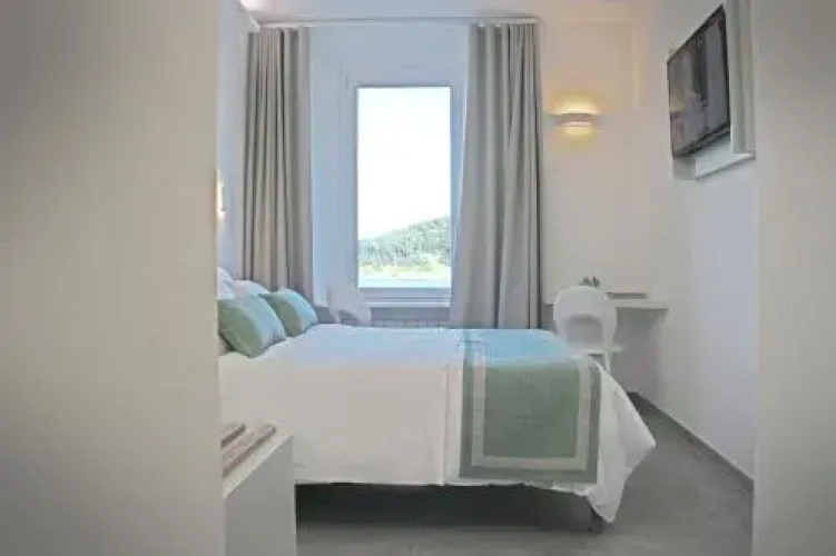 LAncora