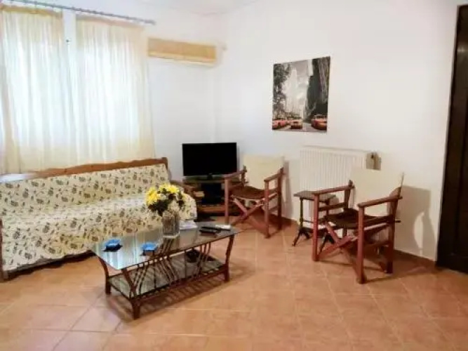 Nikolaos House