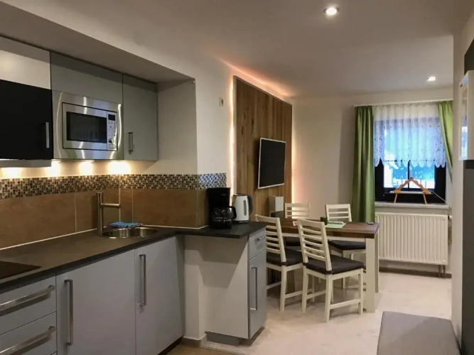 1 Bedroom Apartment