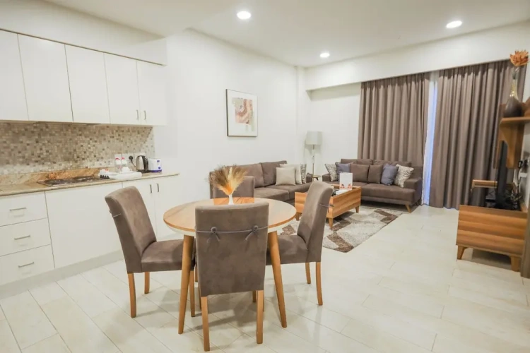 Deluxe Apartment