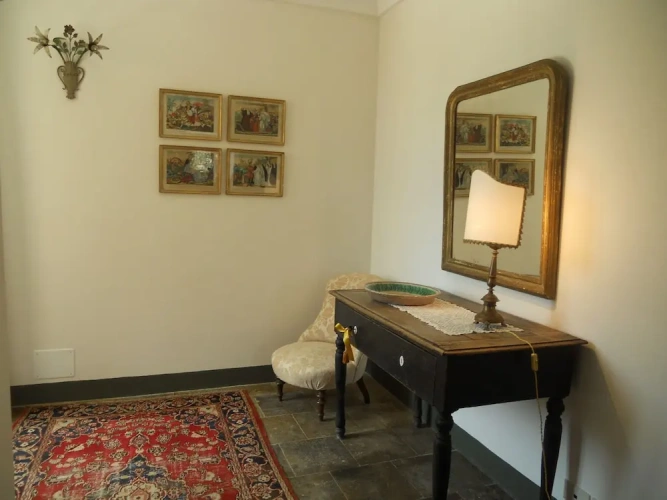 Comfort room