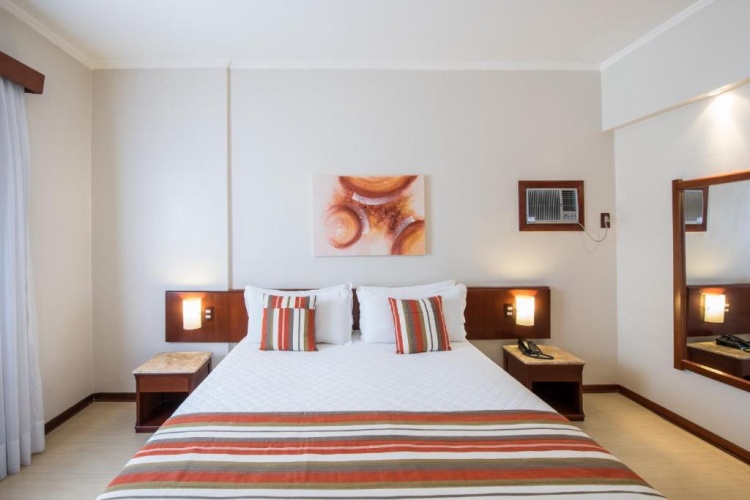 Deluxe Triple room with view
