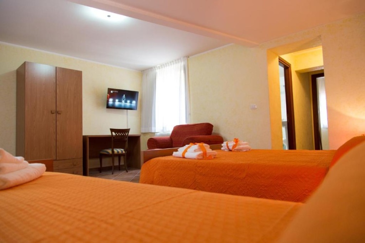 Comfort Triple room with balcony and with view