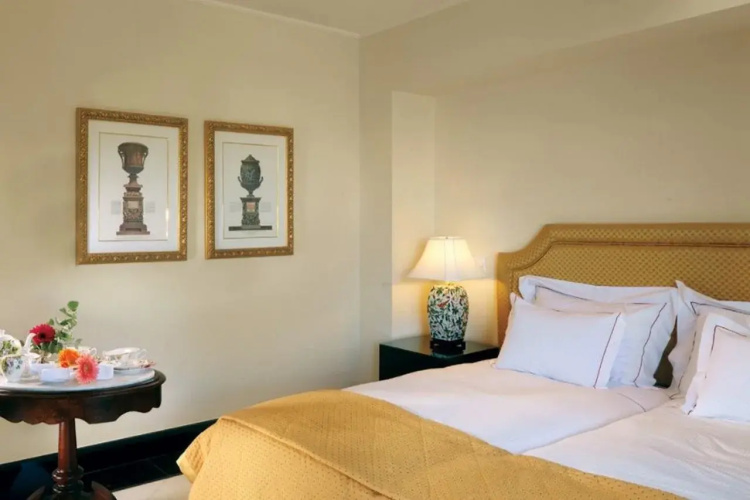 OH! All-Suite Hotel