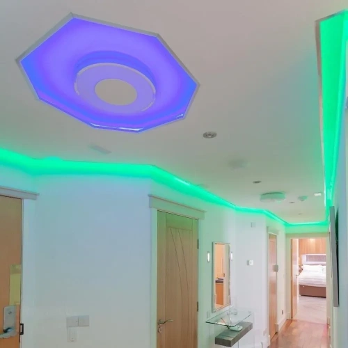 4 Bedrooms Apartment