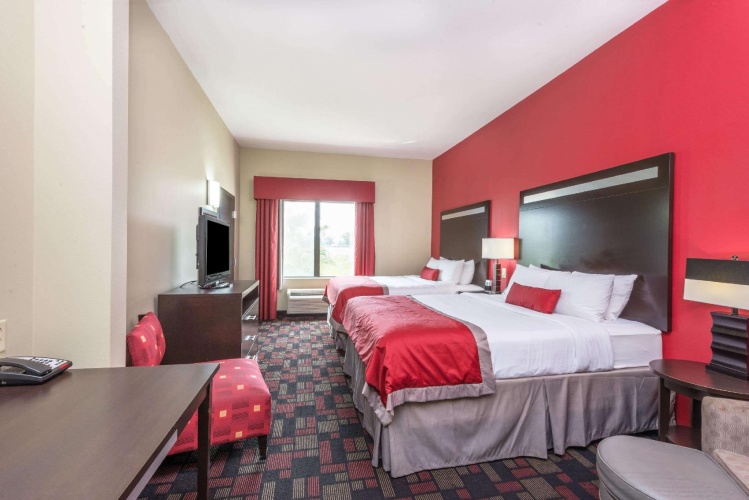 Standard Quadruple room