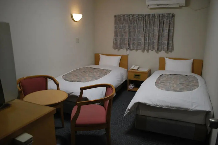 Warabi Palace Hotel