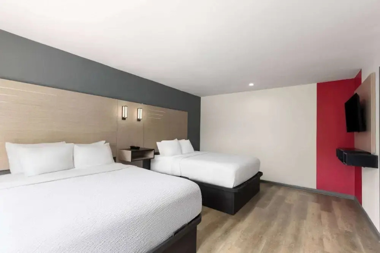 Ramada by Wyndham Studio Suites Dothan