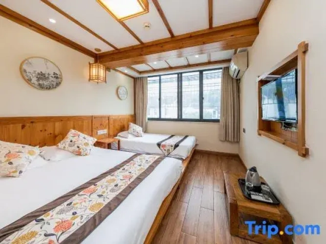 3 Bedrooms Deluxe Suite