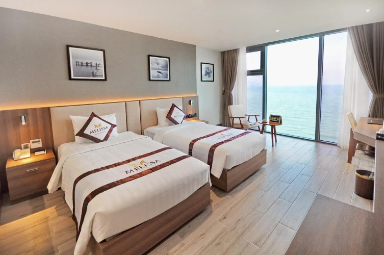 Deluxe room with sea view